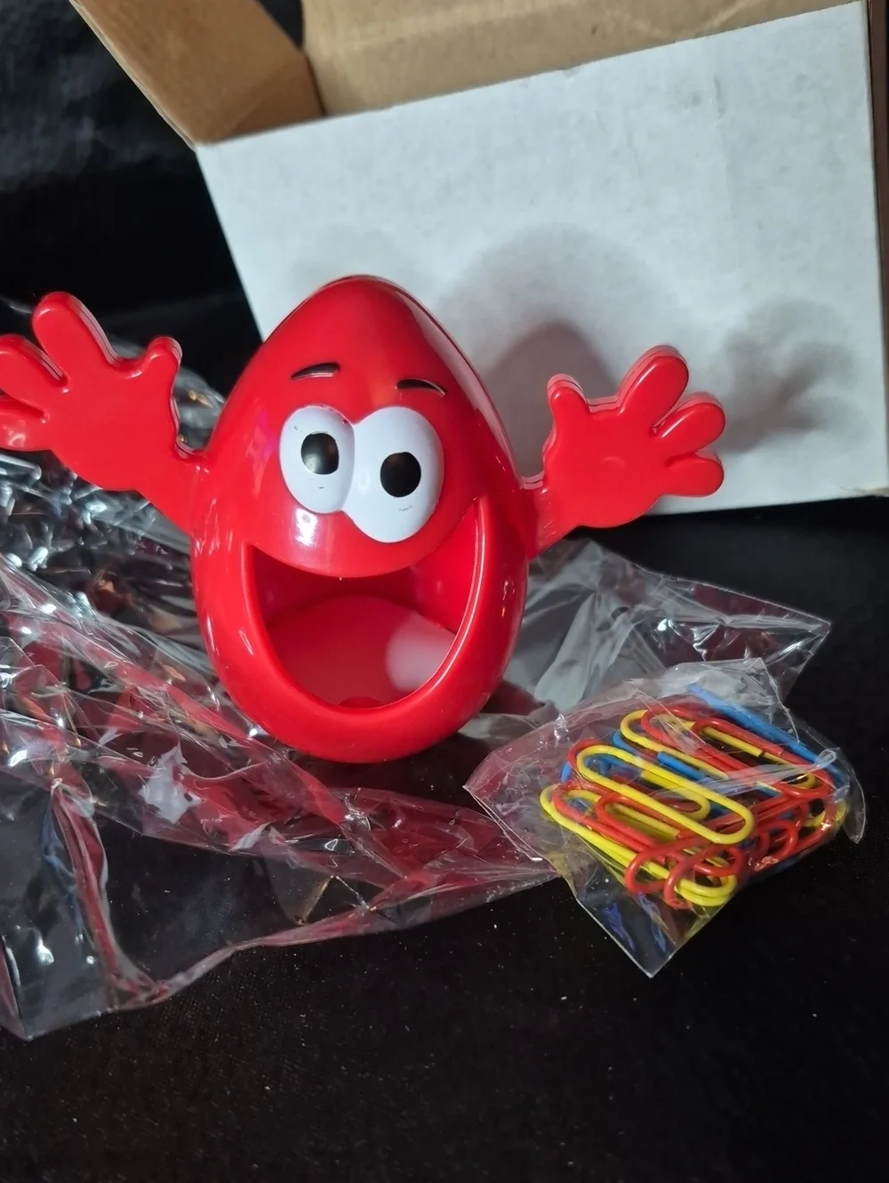 Adorable Smiling Egg Paperclip Holder - New